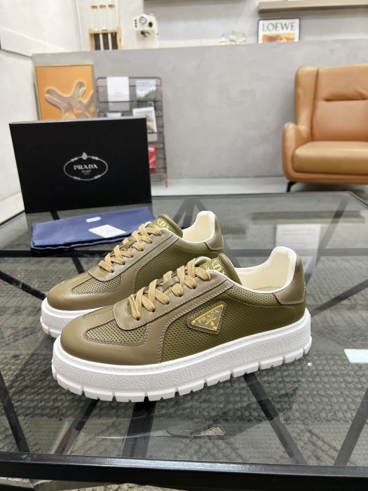 Кроссовки мужские