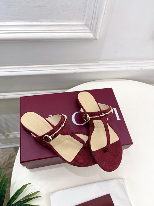 Босоножки фото 2