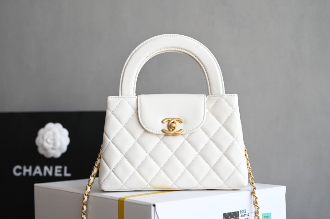 Сумка женская CHANEL 24A Kelly 19 см