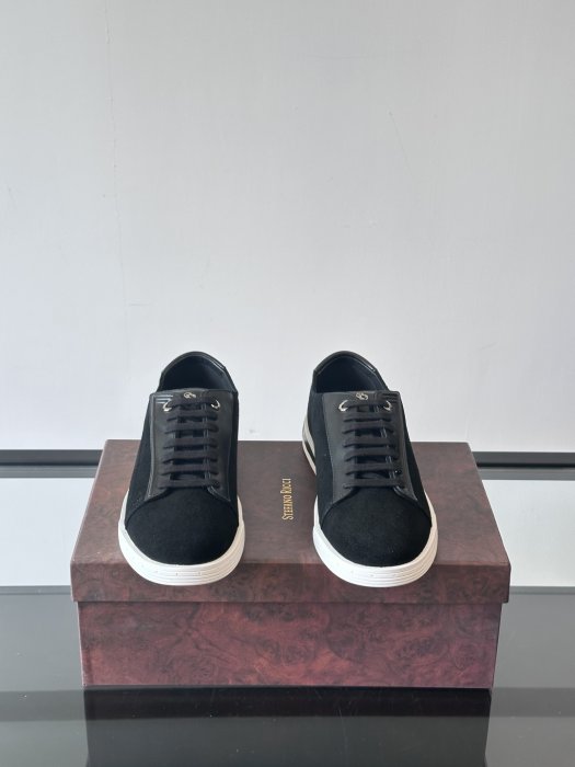 Кроссовки фото 2