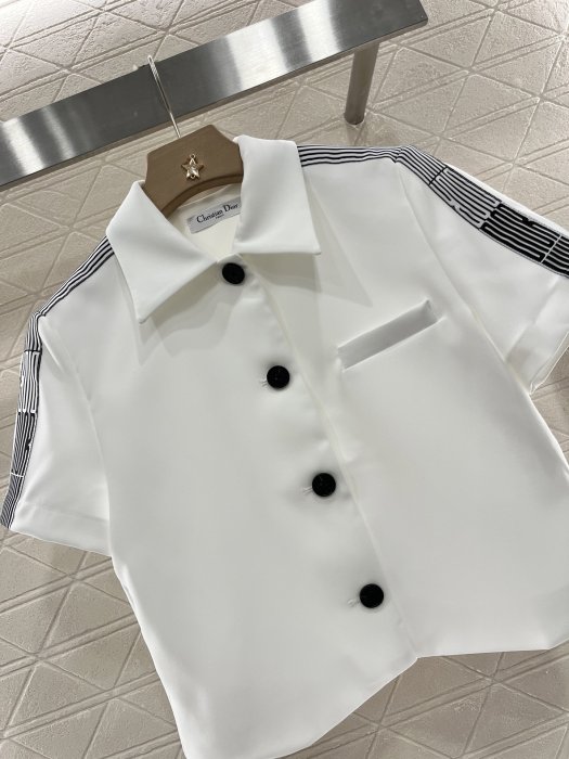 Shirt women's фото 3