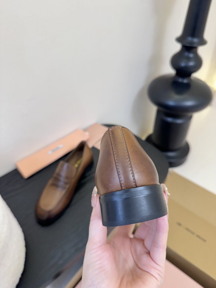 Туфлі жіночі фото 7