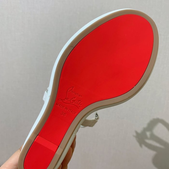 Босоножки фото 8