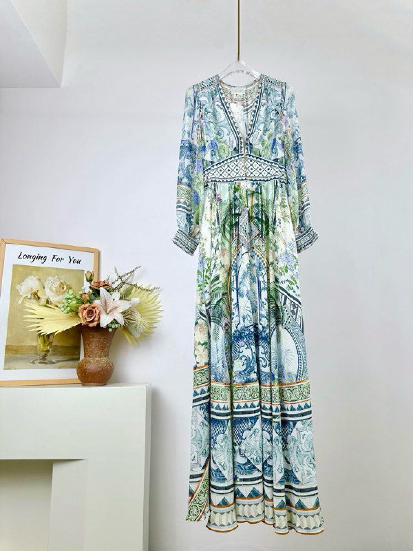 Длинное шелковое платье CAMILLA с V-образным вырезом