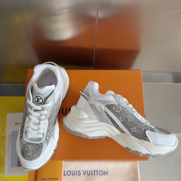 Sneakers фото 3