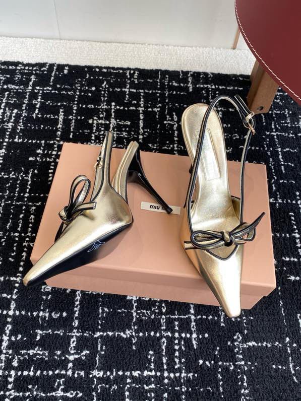 Босоножки фото 7