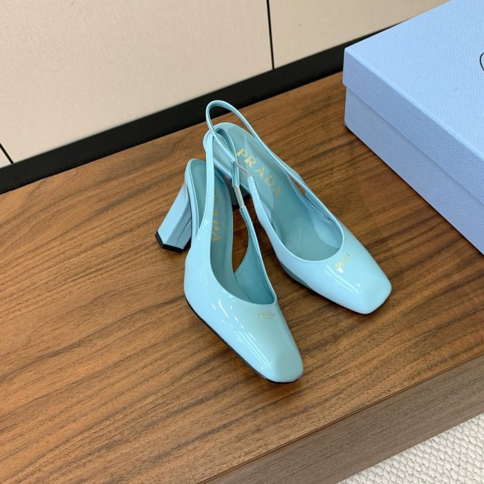 Босоножки фото 4