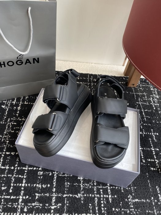 Сандалии женские фото 5