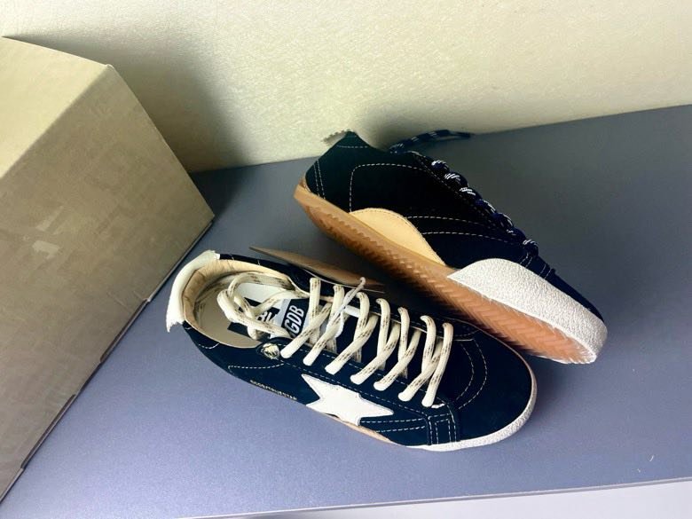 Кроссовки Golden Goose true star фото 5