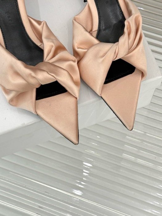 Босоніжки фото 6