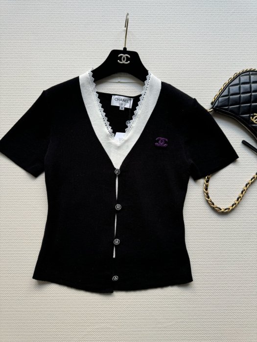 Футболка женская фото 3