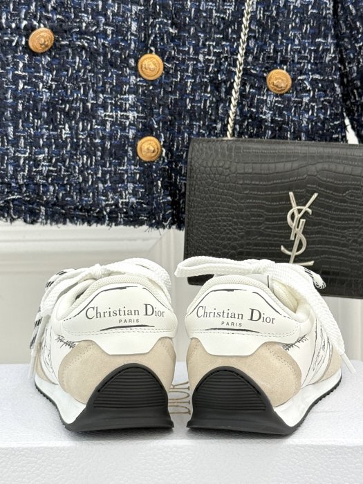 Кроссовки фото 6