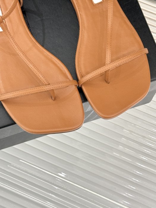 Сандалии женские фото 7