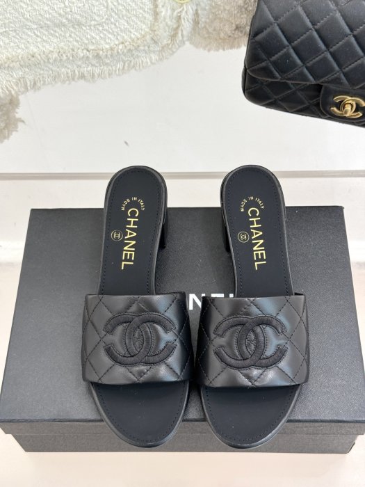 Босоножки фото 4