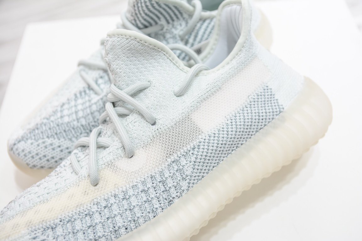 Кроссовки Yeezy Boost 350 V2 Cloud White FW5317 фото 9