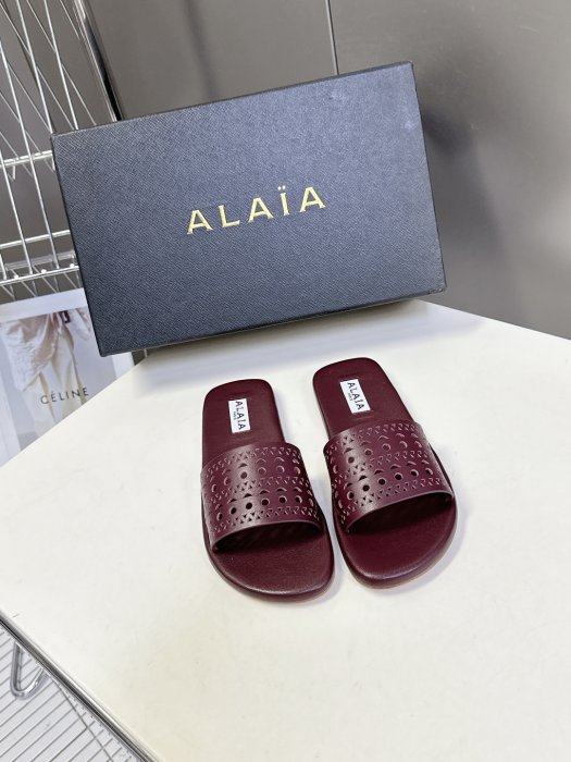 Шлепанцы женские