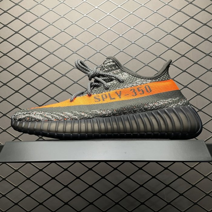 Кроссовки Yeezy Boost 350V2