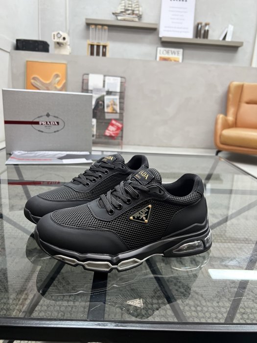 Кроссовки мужские