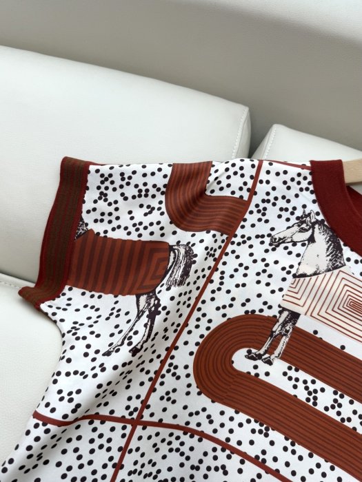 Футболка женская фото 5