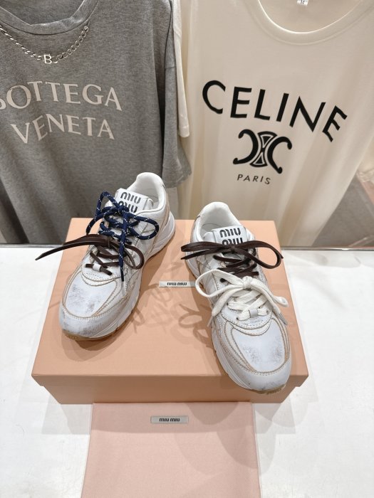 Кроссовки фото 2