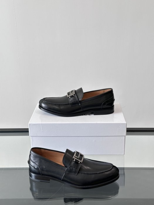 Туфлі чоловічі фото 4