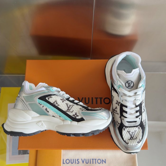 Sneakers фото 2