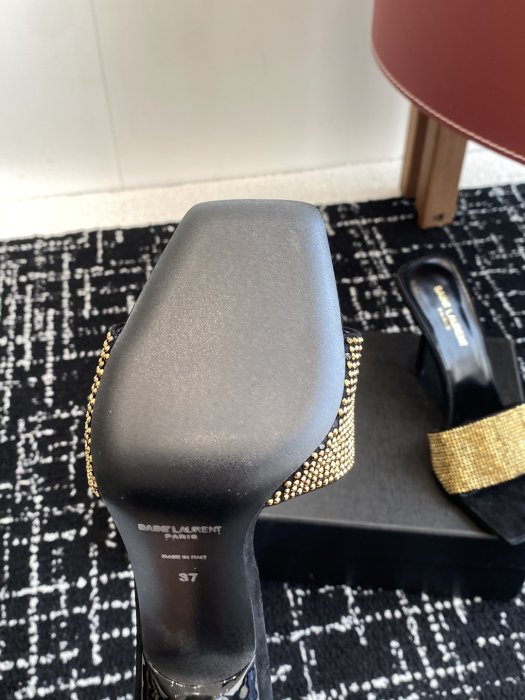 Босоножки фото 9