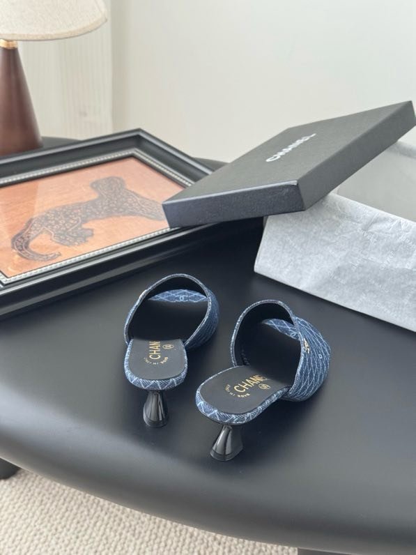 Босоножки фото 4