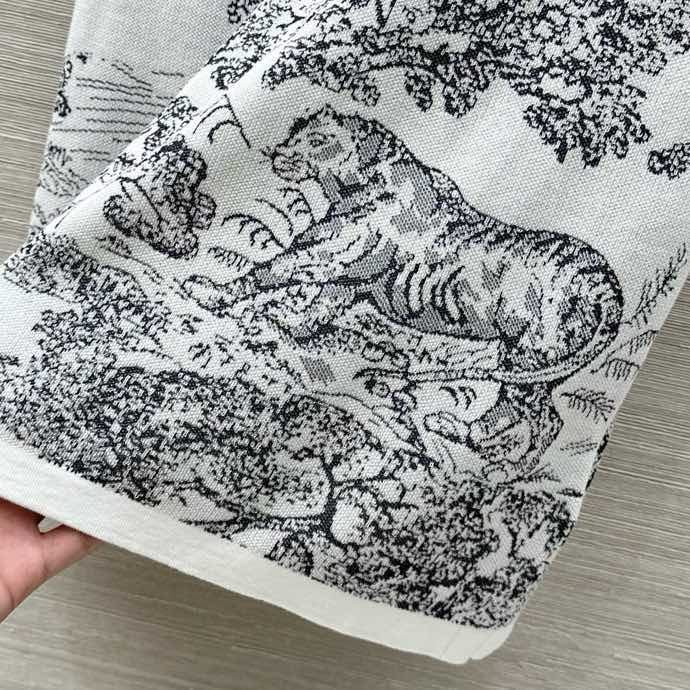 Футболка женская фото 7