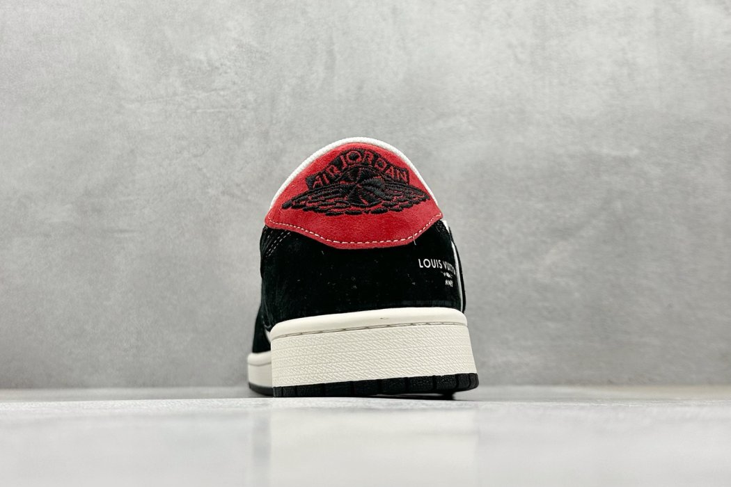 Кроссовки Travis Scott x Fragment Design x Air Jordan 1 Low фото 6
