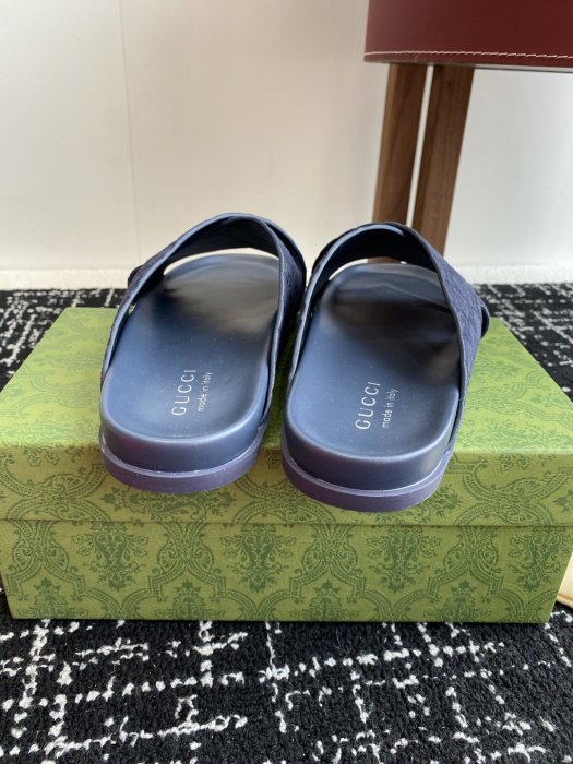 Шлепанцы фото 9