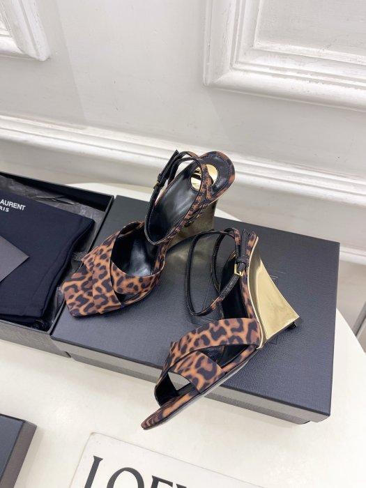 Босоніжки фото 6