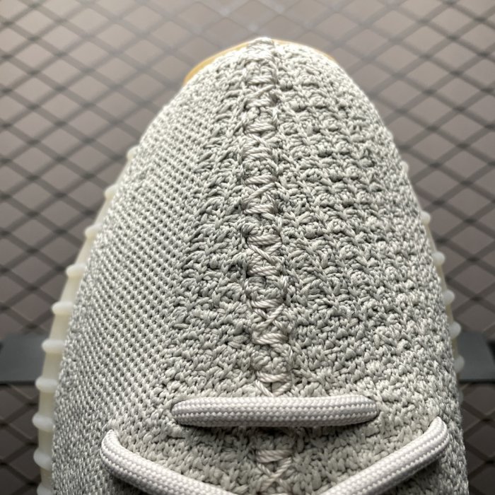 Кроссовки Yeezy Boost 350V2 фото 7