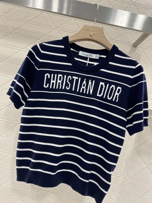 Футболка женская фото 7