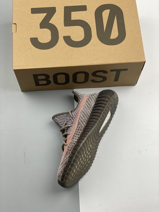 Sneakers Yeezy 350 Boost V2 Ash Stone фото 3