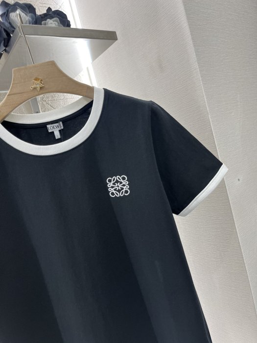 T-shirt women's фото 5