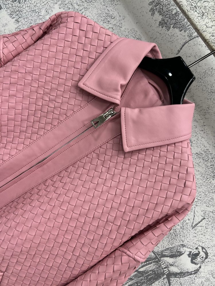 Jacket women's leather фото 2