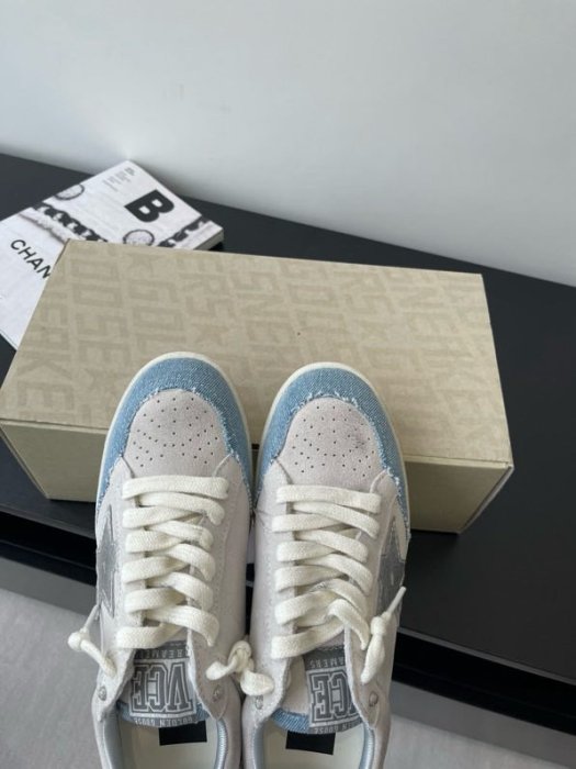 Кроссовки женские фото 4