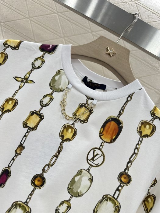 T-shirt women's фото 7