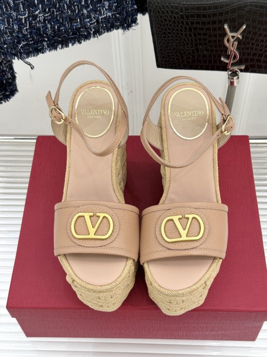 Босоніжки фото 4