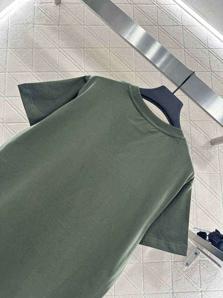 T-shirt women's фото 4