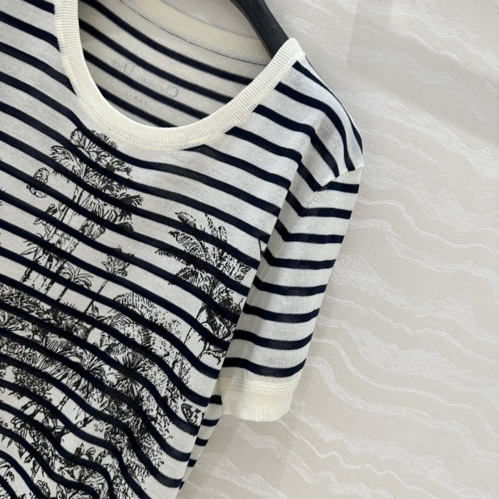 Футболка женская фото 3