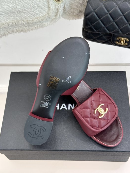 Босоножки фото 9