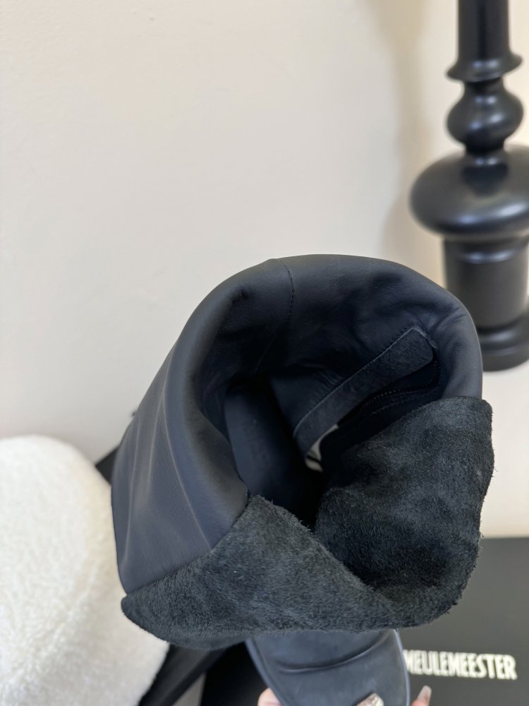 Чоботи жіночі фото 8