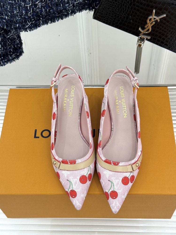 Босоножки фото 4