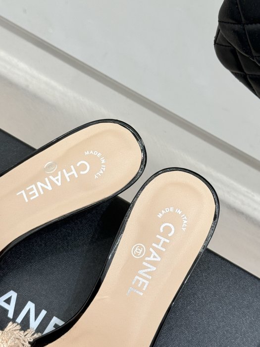 Босоножки фото 8