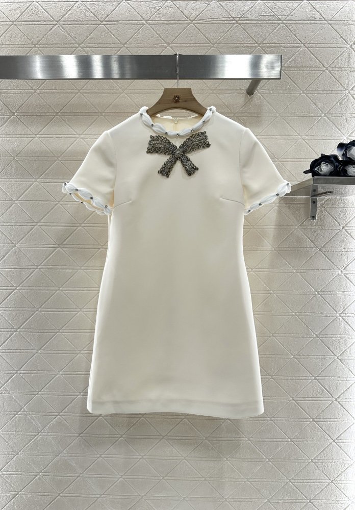 Плаття, Сукня