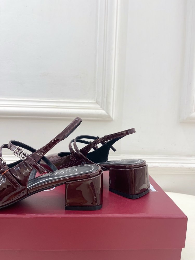 Босоножки фото 7