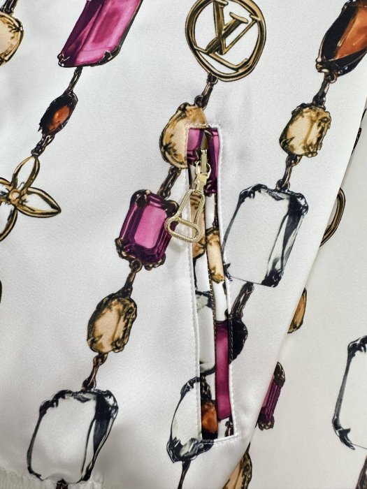 Jacket women's фото 8