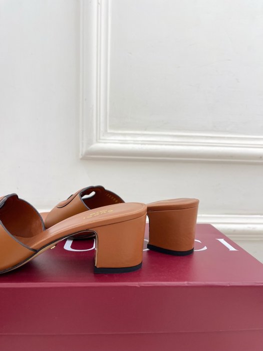 Босоножки фото 7